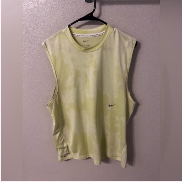 Nike Running Tank - Picture 1 of 2